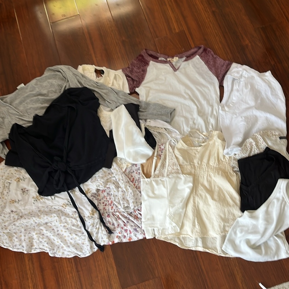 XS CLOTHES BUNDLE